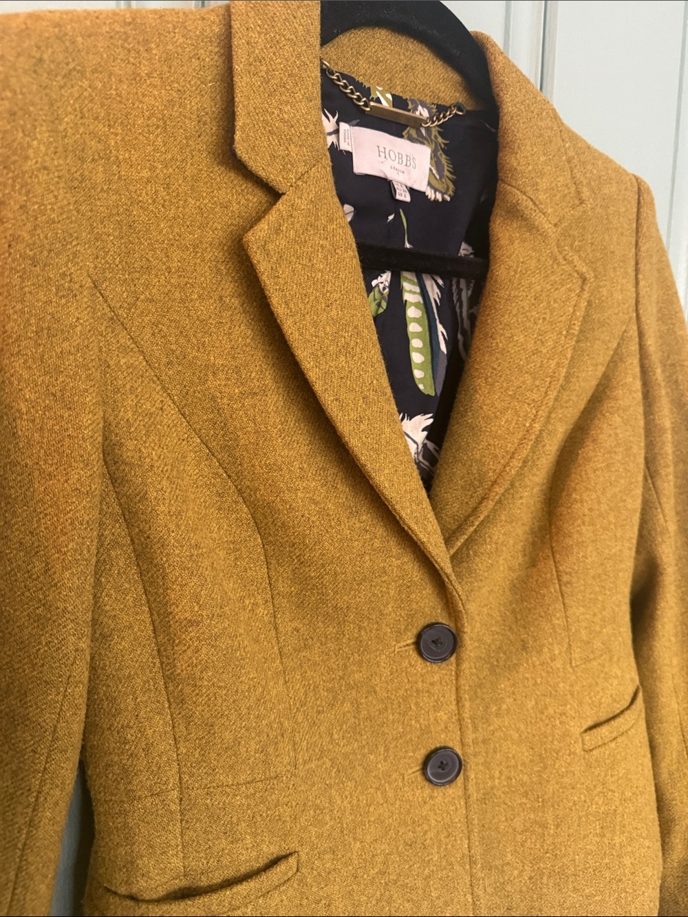 Hobbs London Blake Blazer | US 4 in Chartreuse - Picture 13 of 13